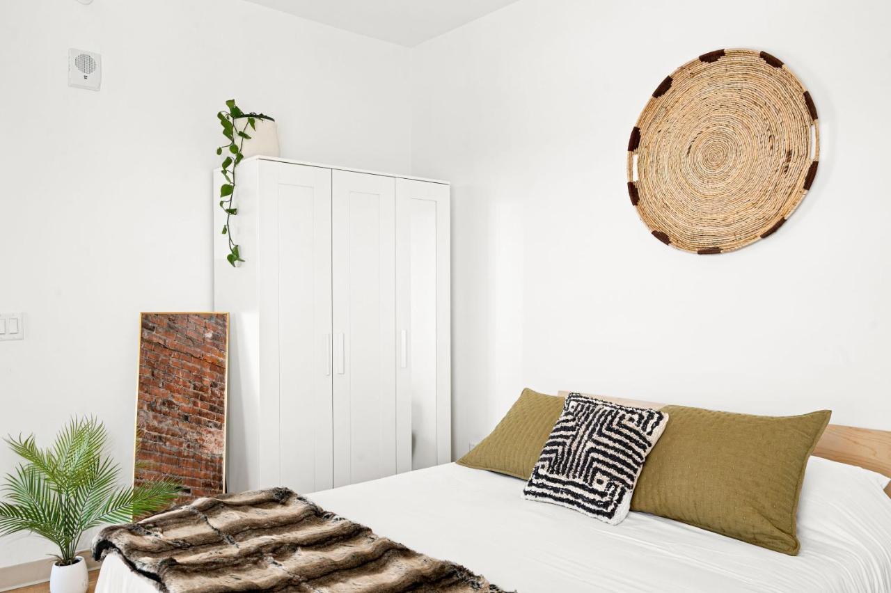 Enger Lofts Hotel ダルース エクステリア 写真